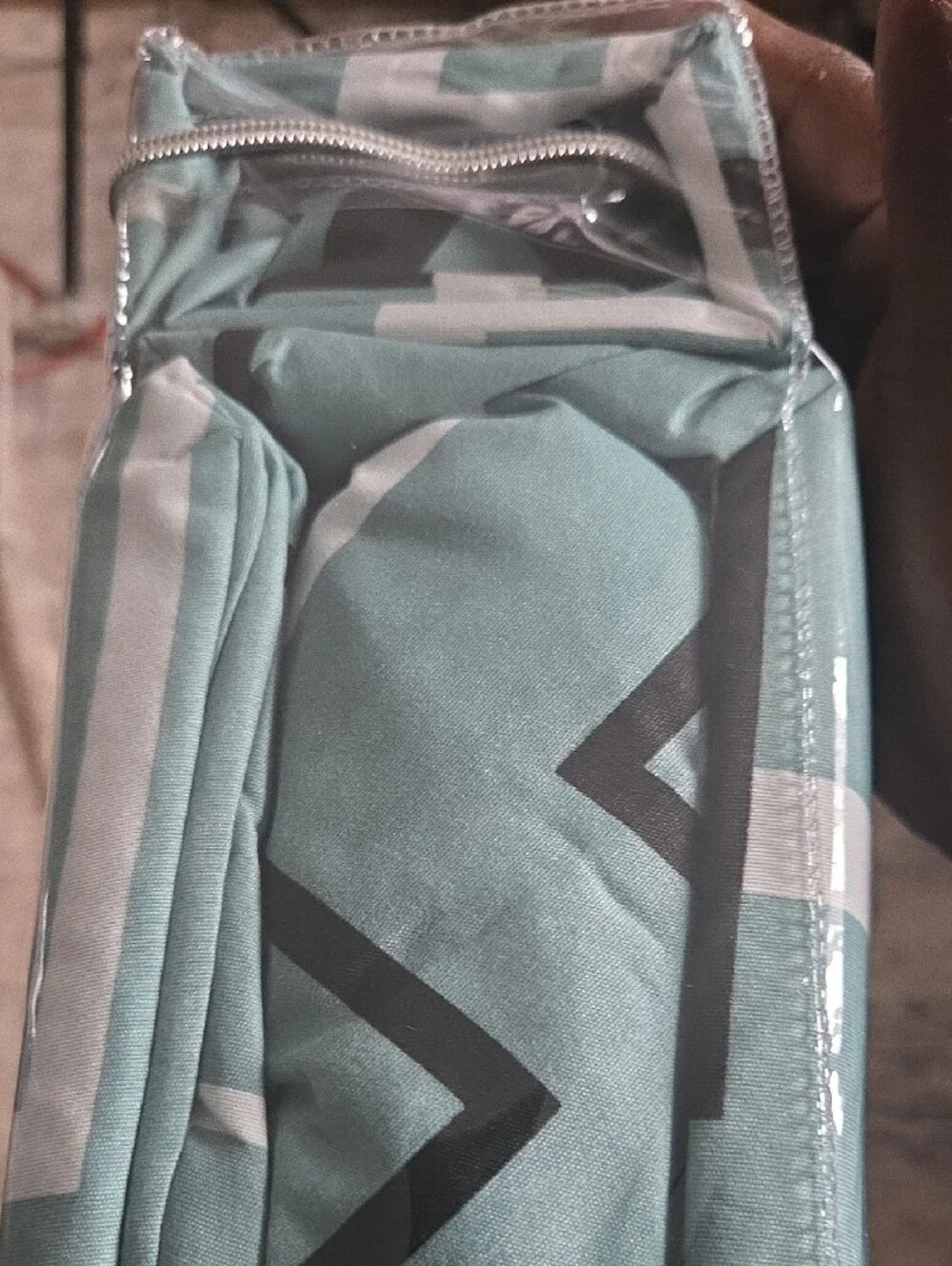 King Sheet Set in Teal and White